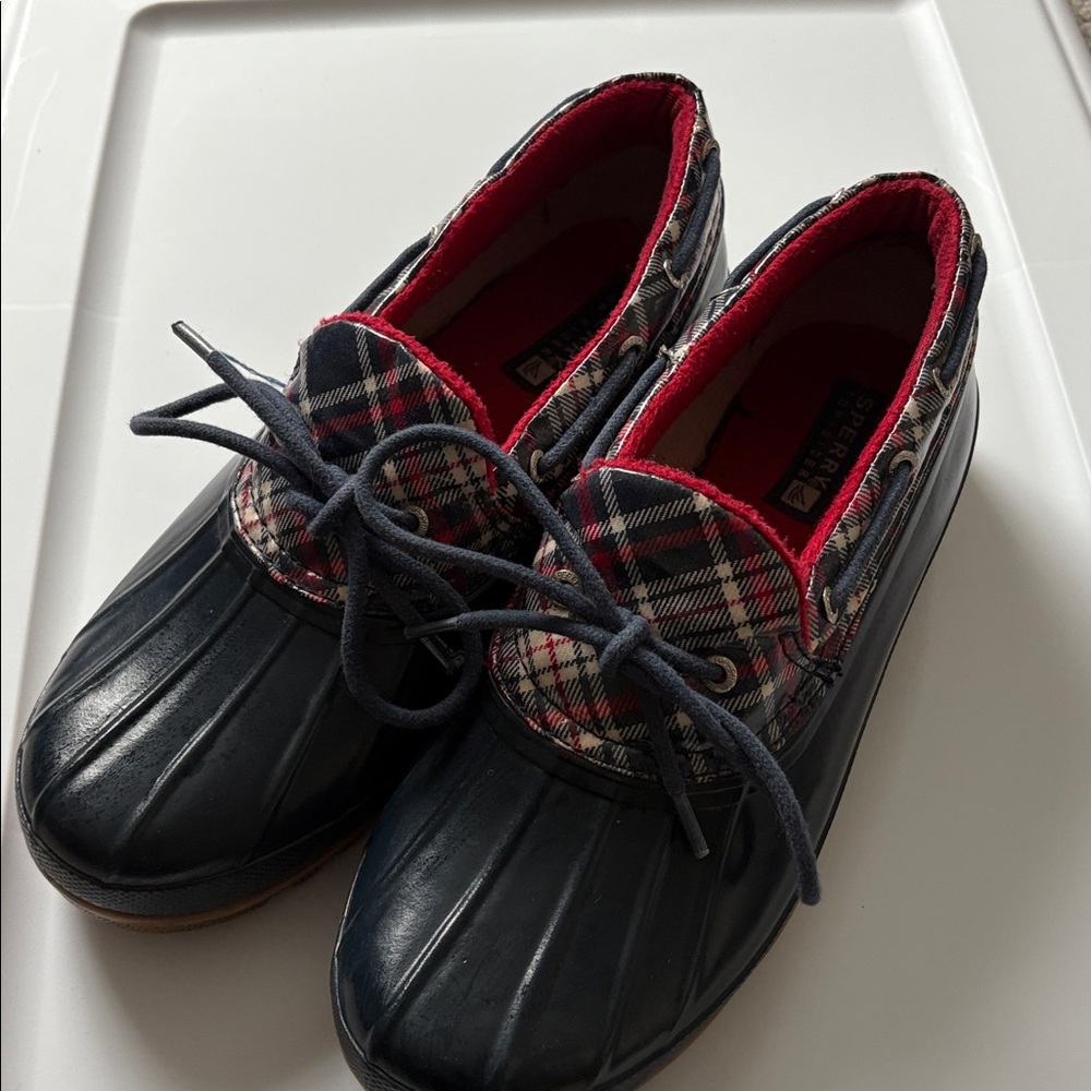 Sperry Navy with red/white plaid Duck Shoes